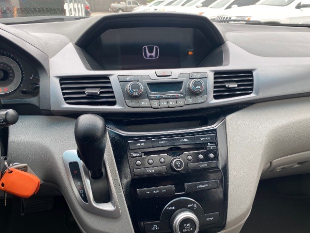 Honda Odyssey Vehicle Full-screen Gallery Image 14