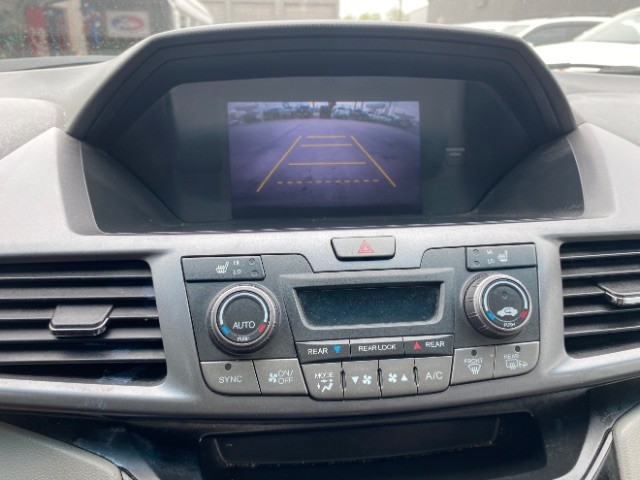 Honda Odyssey Vehicle Full-screen Gallery Image 15