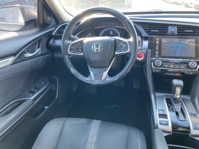 Honda Civic Sedan Vehicle Full-screen Gallery Image 10