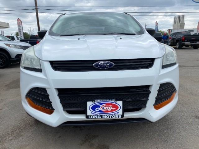 Ford Escape Vehicle Full-screen Gallery Image 02