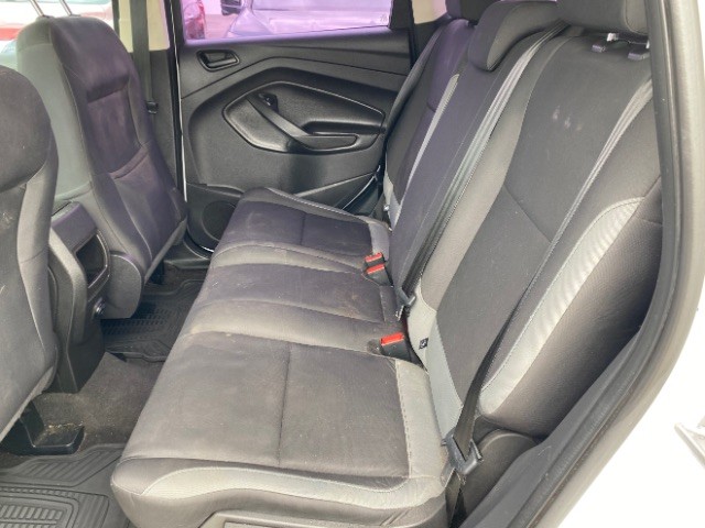 Ford Escape Vehicle Full-screen Gallery Image 07