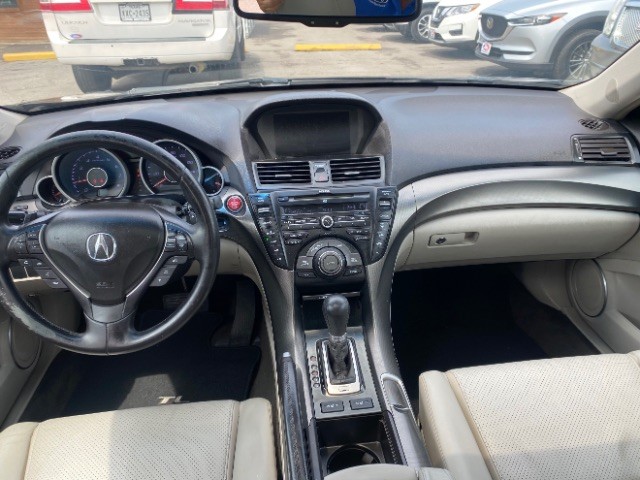 Acura TL Vehicle Full-screen Gallery Image 06