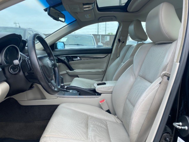 Acura TL Vehicle Full-screen Gallery Image 08