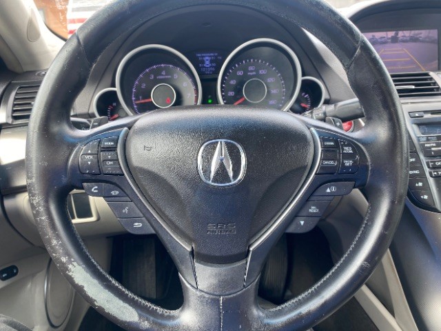 Acura TL Vehicle Full-screen Gallery Image 15