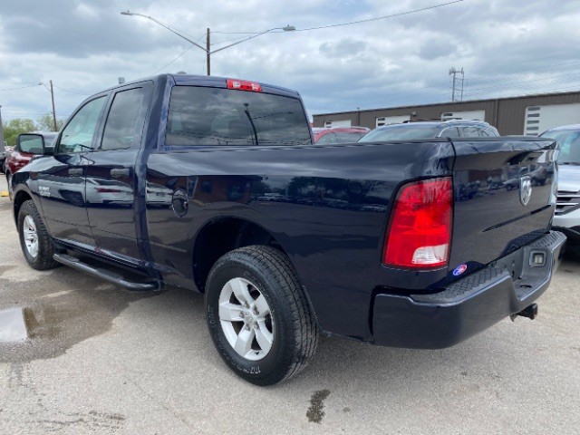 Ram 1500 Vehicle Full-screen Gallery Image 04