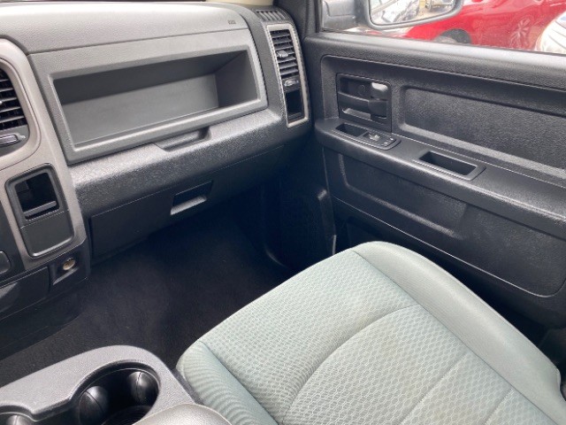 Ram 1500 Vehicle Full-screen Gallery Image 11