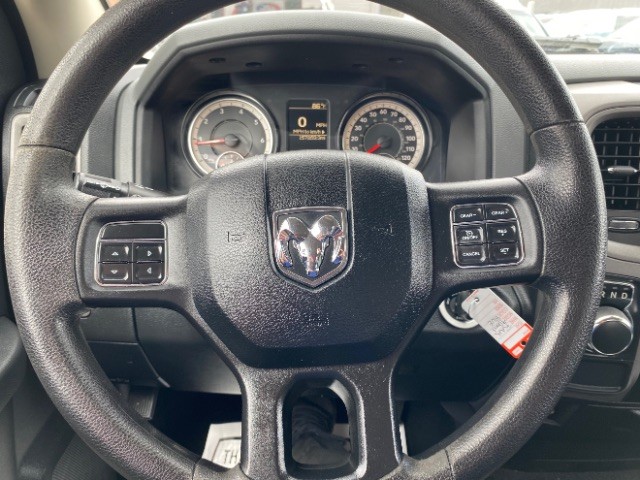 Ram 1500 Vehicle Full-screen Gallery Image 14