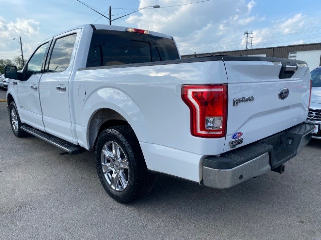 Ford F-150 Vehicle Full-screen Gallery Image 04