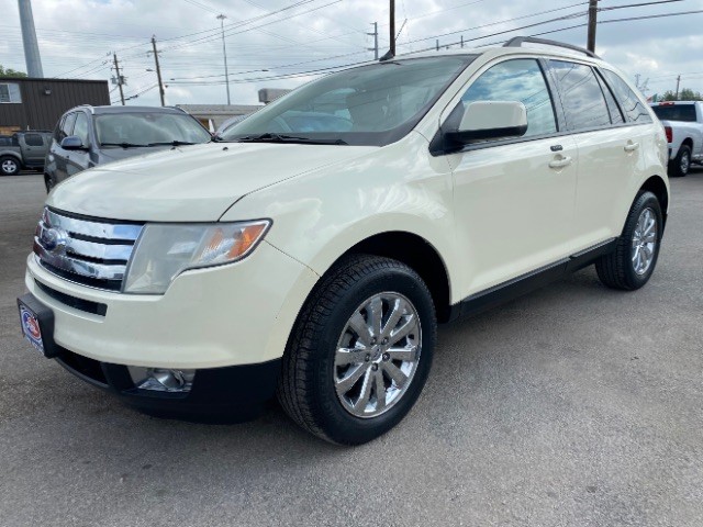 Ford Edge Vehicle Full-screen Gallery Image 03