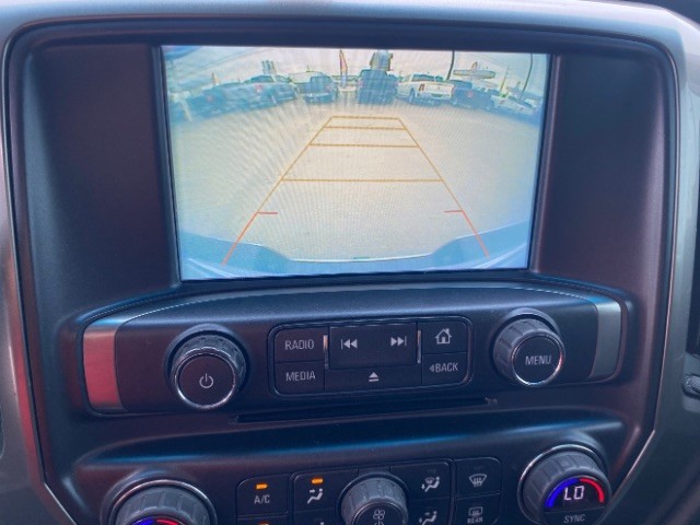 Chevrolet Silverado 1500 Vehicle Full-screen Gallery Image 13