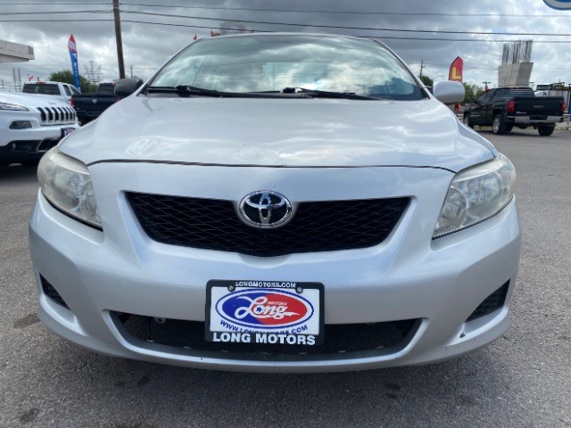 Toyota Corolla Vehicle Full-screen Gallery Image 02