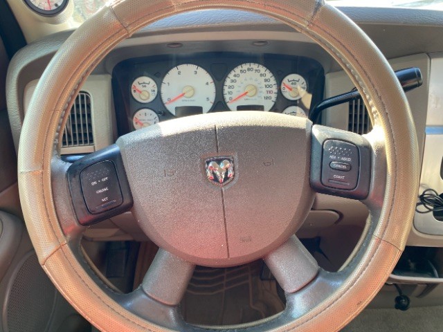 Dodge Ram 3500 Vehicle Full-screen Gallery Image 14