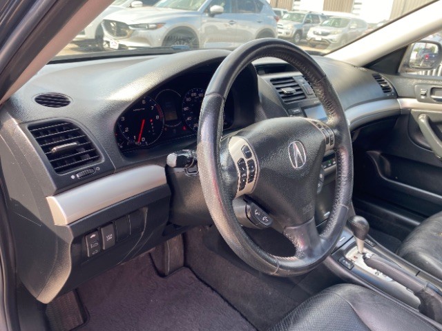 Acura TSX Vehicle Full-screen Gallery Image 08