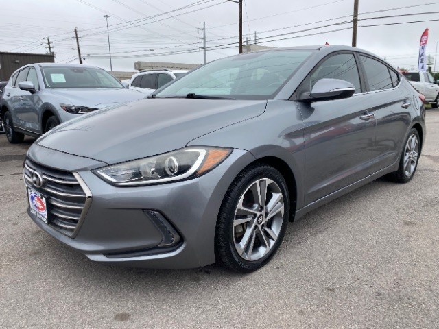 Hyundai Elantra Vehicle Full-screen Gallery Image 03