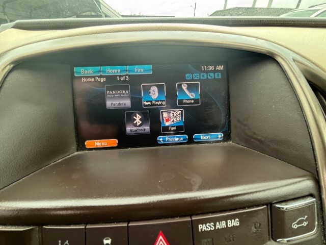 Buick Verano Vehicle Full-screen Gallery Image 11