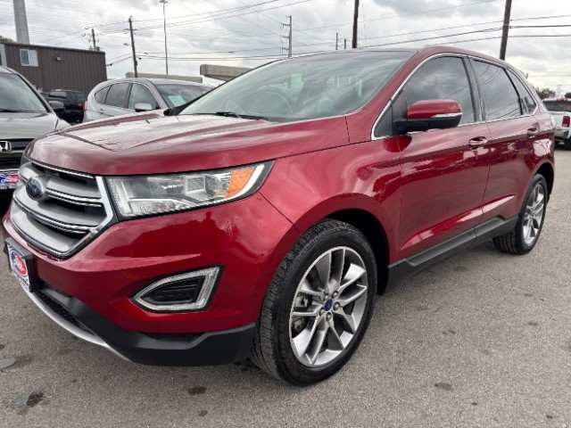 Ford Edge Vehicle Full-screen Gallery Image 03