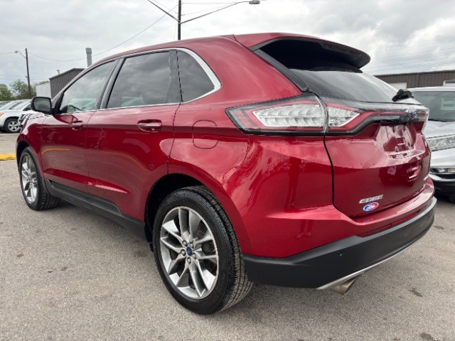 Ford Edge Vehicle Full-screen Gallery Image 04