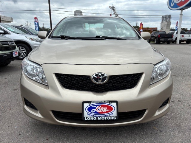 Toyota Corolla Vehicle Full-screen Gallery Image 02