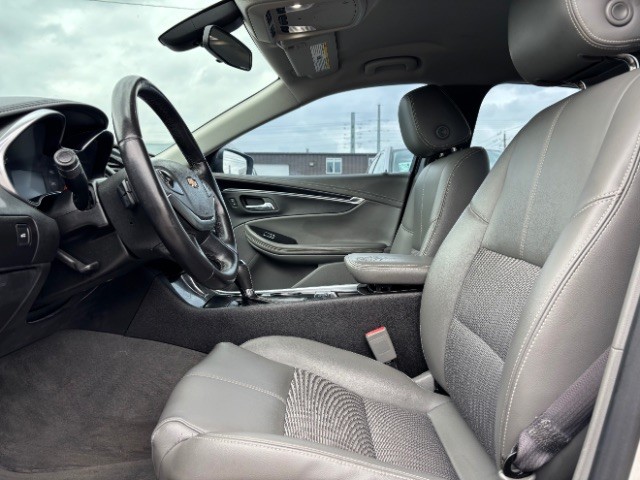 Chevrolet Impala Vehicle Full-screen Gallery Image 07