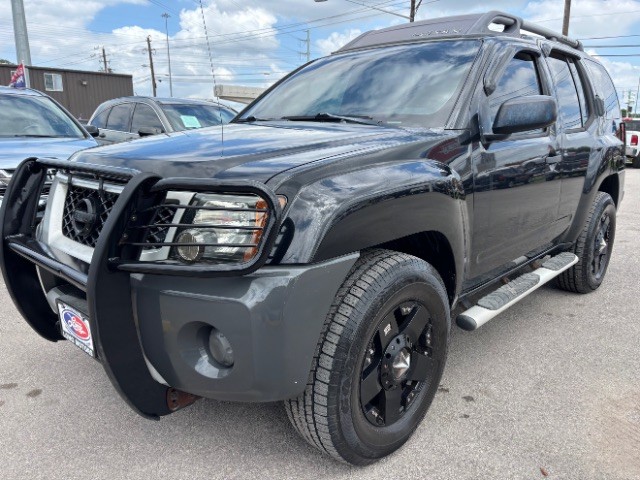 Nissan Xterra Vehicle Full-screen Gallery Image 03
