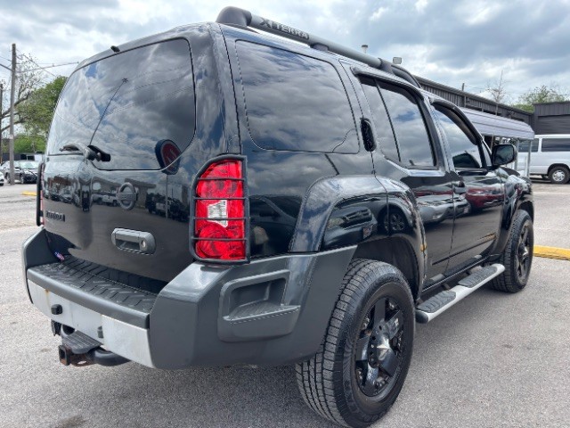 Nissan Xterra Vehicle Full-screen Gallery Image 05