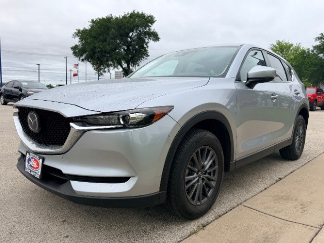 Mazda CX-5 Vehicle Full-screen Gallery Image 02