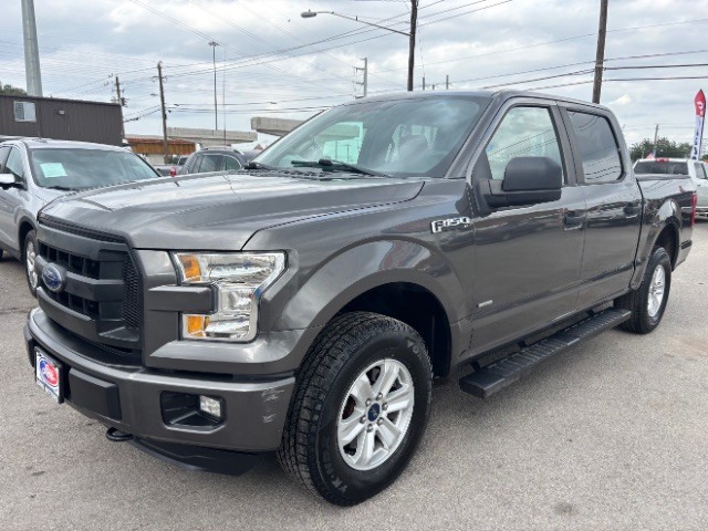 Ford F-150 Vehicle Full-screen Gallery Image 03