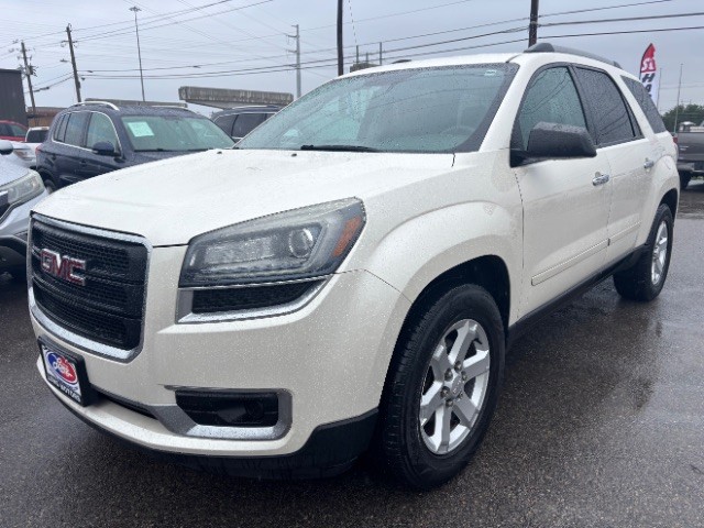 GMC Acadia Vehicle Full-screen Gallery Image 03