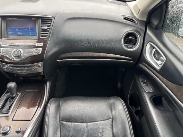 INFINITI QX60 Vehicle Full-screen Gallery Image 11