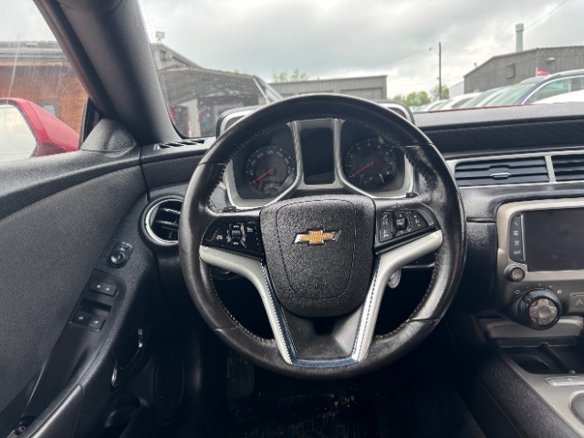 Chevrolet Camaro Vehicle Full-screen Gallery Image 07