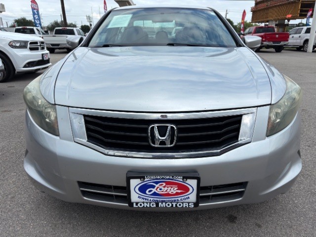 Honda Accord Sedan Vehicle Full-screen Gallery Image 02