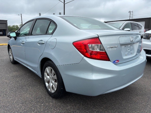 Honda Civic Sedan Vehicle Full-screen Gallery Image 04