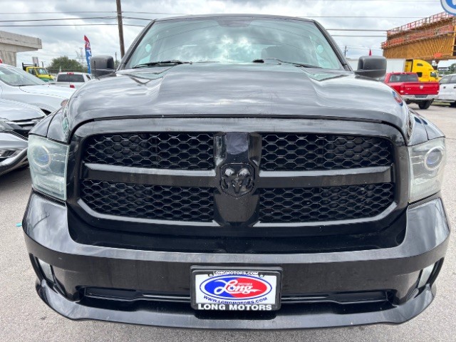 Ram 1500 Vehicle Full-screen Gallery Image 02