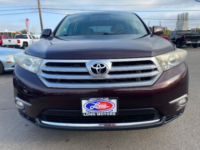 Toyota Highlander Vehicle Full-screen Gallery Image 02