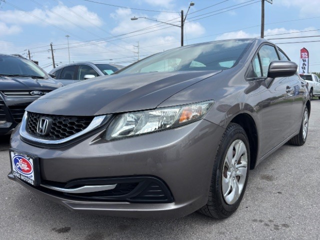 Honda Civic Sedan Vehicle Full-screen Gallery Image 02