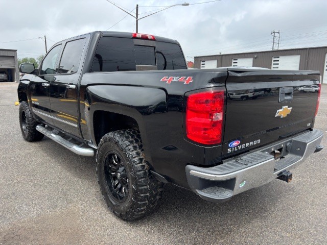 Chevrolet Silverado 1500 Vehicle Full-screen Gallery Image 04