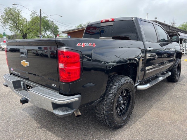 Chevrolet Silverado 1500 Vehicle Full-screen Gallery Image 05