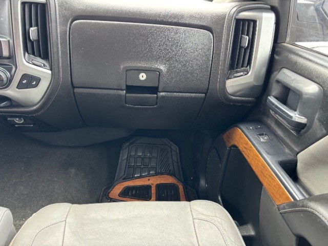 Chevrolet Silverado 1500 Vehicle Full-screen Gallery Image 09
