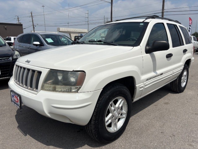 Jeep Grand Cherokee Vehicle Full-screen Gallery Image 03