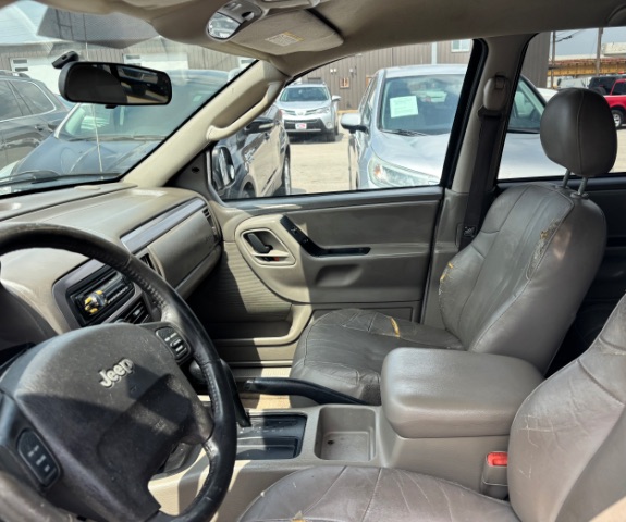 Jeep Grand Cherokee Vehicle Full-screen Gallery Image 10