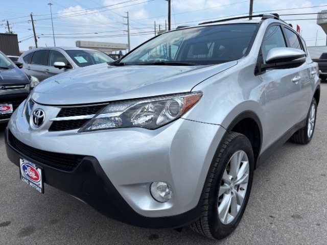 Toyota RAV4 Vehicle Full-screen Gallery Image 03