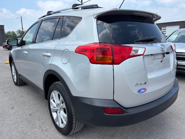 Toyota RAV4 Vehicle Full-screen Gallery Image 04
