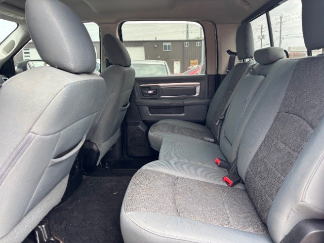 Ram 1500 Vehicle Full-screen Gallery Image 06