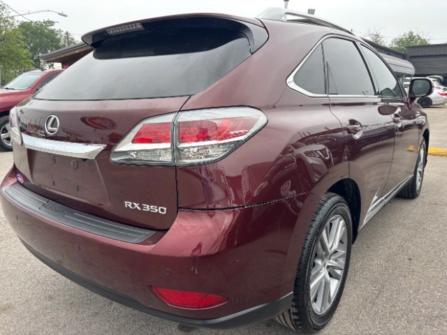 Lexus RX 350 Vehicle Full-screen Gallery Image 04