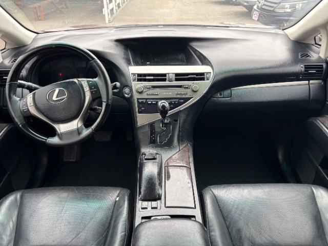 Lexus RX 350 Vehicle Full-screen Gallery Image 06