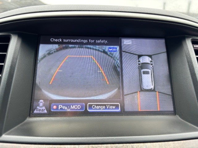 INFINITI QX60 Vehicle Full-screen Gallery Image 12