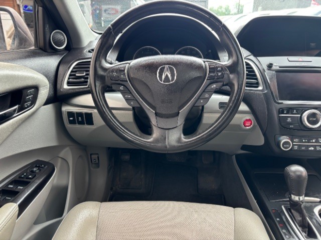 Acura RDX Vehicle Full-screen Gallery Image 07