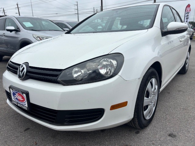 Volkswagen Golf Vehicle Full-screen Gallery Image 03