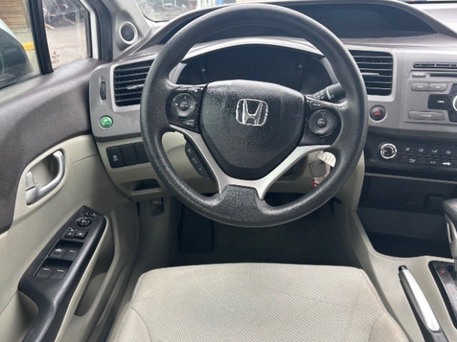 Honda Civic Sedan Vehicle Full-screen Gallery Image 08
