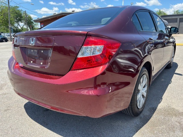 Honda Civic Sedan Vehicle Full-screen Gallery Image 05